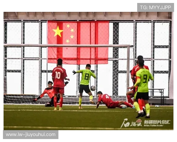 聚焦俱乐部视频足球展现绿茵激情与团队精神的全新视觉盛宴 聚焦俱乐部视频足球展现绿茵激情与团队精神的全新视觉盛宴